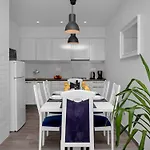 Blue Dream By Interhome Appartement Makarska