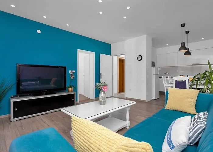 Blue Dream By Interhome * Makarska