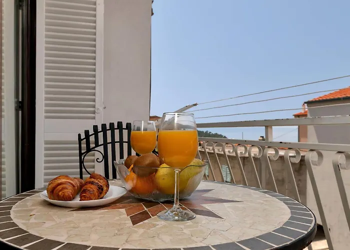 Blue Dream By Interhome * Makarska