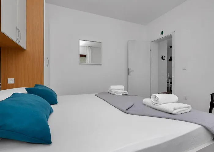 Blue Dream By Interhome * Makarska