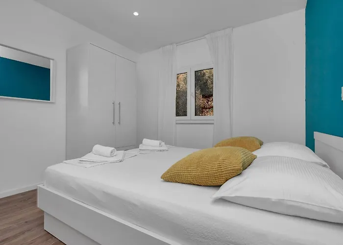 Blue Dream By Interhome Lägenhet Makarska